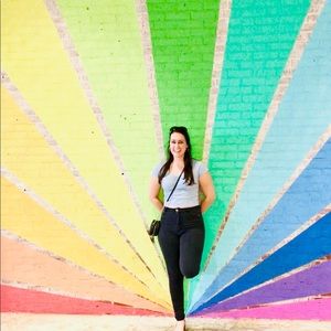 Meet your Posher, Taylor